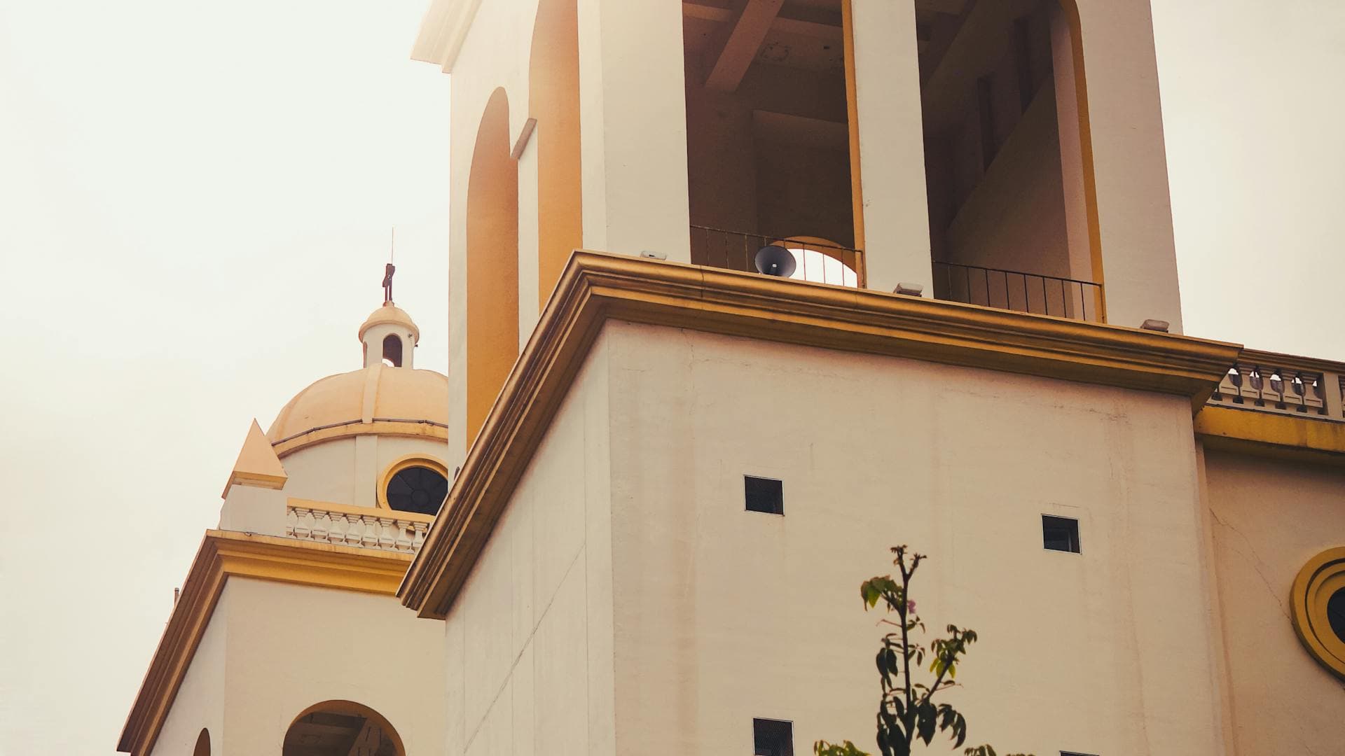 Monumentos e estátuas de Salvador: quem são as figuras que nos observam das praças